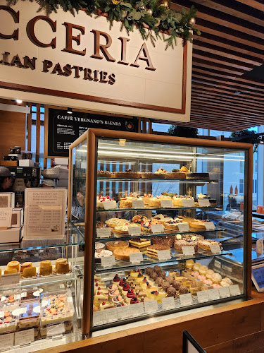 Manulife Centre, 55 Bloor St W, Toronto, ON M4W 1A6