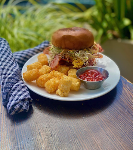 1009 Hamilton St, Vancouver, BC V6B 2W9