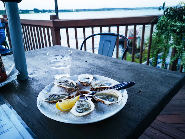 Opinii despre VERA Kitchen & Bar în Miramichi - Hospitality and gastronomy