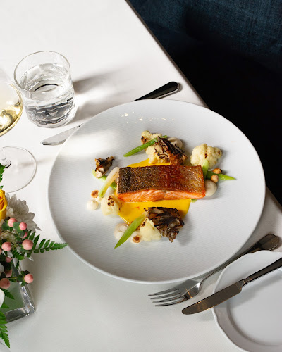 Bacchus Restaurant & Lounge - Vancouver