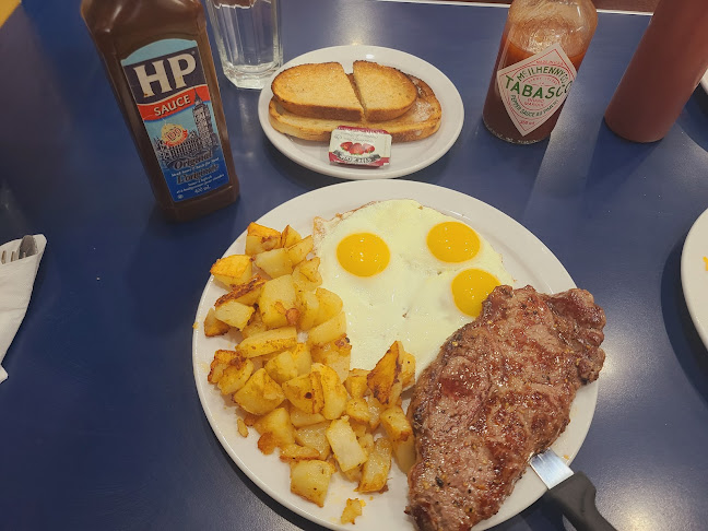 Comentarii opinii despre Three Coins Open Kitchen& Breakfast and Lunch