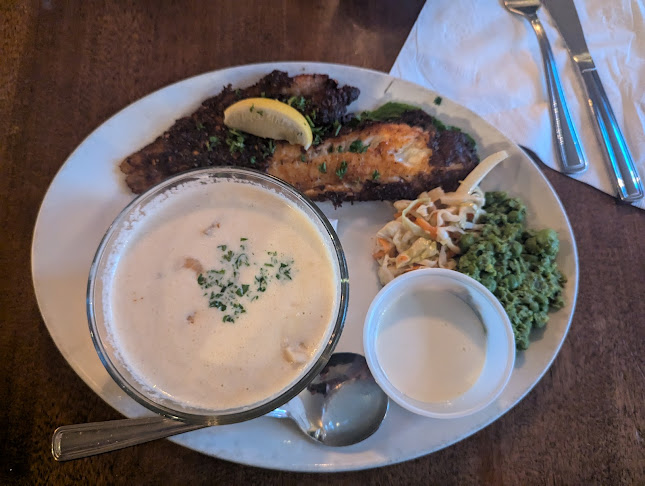 Opinii despre The Old Triangle în Charlottetown - Hospitality and gastronomy