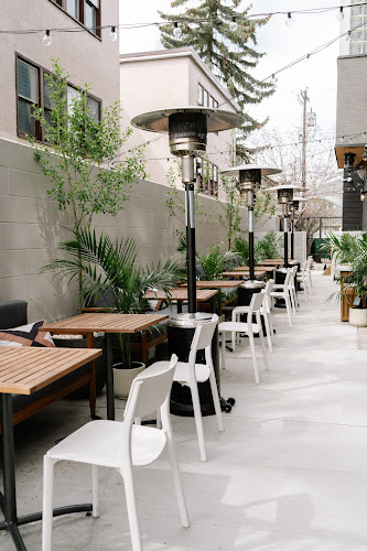 Opinii despre Darling în Edmonton - Hospitality and gastronomy