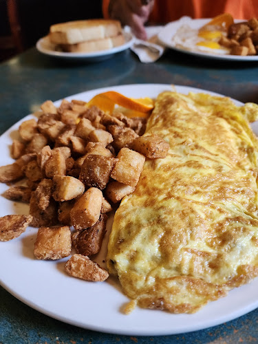 Crown & Moose - Hospitality and gastronomy