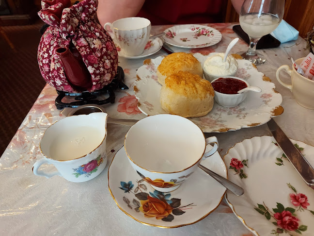 5689 Main St, Niagara Falls, ON L2G 5Z3