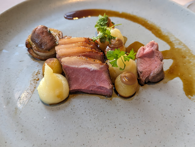 Rouge - Hospitality and gastronomy