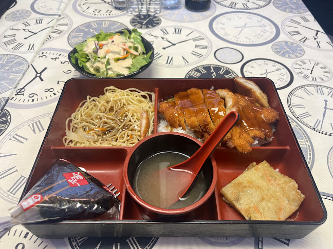 Sim's Lunchbox - Hospitality and gastronomy