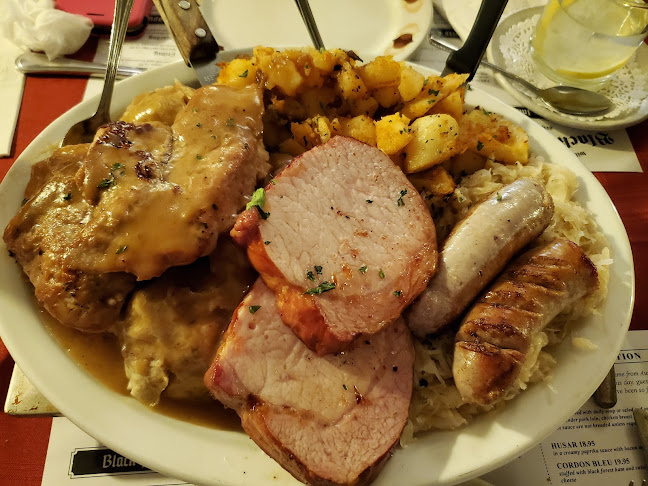 Comentarii opinii despre Black Forest Inn