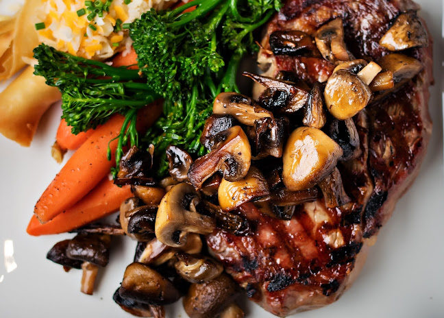 11902 Railway Ave E, North Battleford, SK S9A 3K7