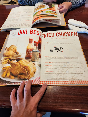 Comentarii opinii despre Max's Restaurant Toronto, Cuisine of the Philippines