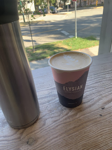 2301 Ontario St, Vancouver, BC V5T 2X5