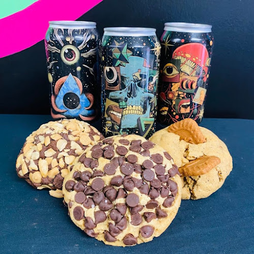 1093 Drouillard Rd, Windsor, ON N8Y 2P9