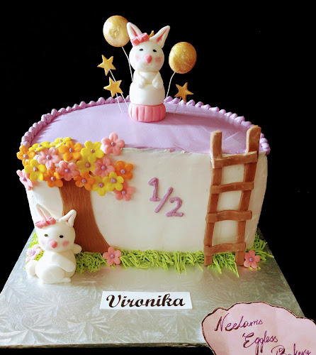 6 Thames Dr, Whitby, ON L1R 2K7