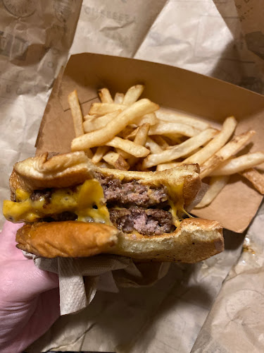 Comentarii opinii despre Wayback Burgers