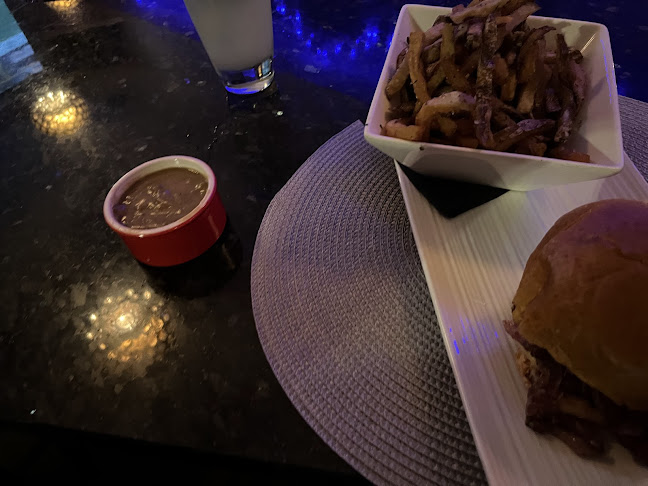 329 Duckworth St, St. John's, NL A1C 1H3