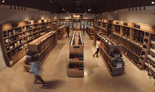 225 58 Ave SE #5, Calgary, AB T2H 0N8