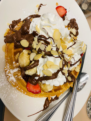 John's Family Restaurant - Brampton