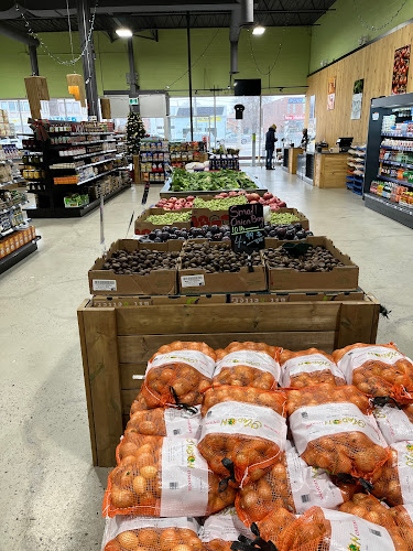 Mangosteen Grocery - Hospitality and gastronomy