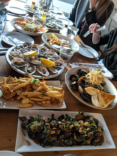 West Coast Seafood & Raw Bar Kelowna - Kelowna