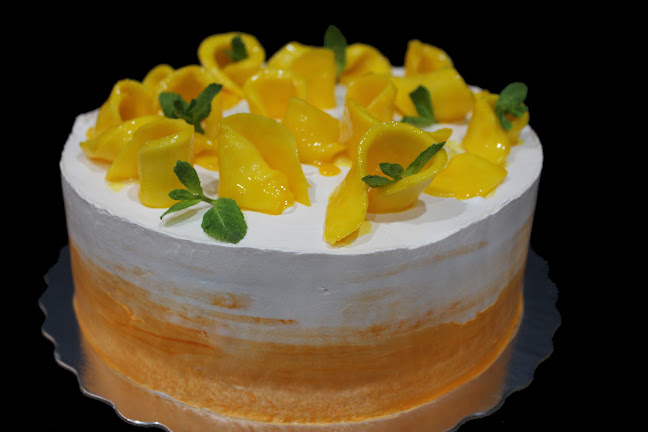 6 Thames Dr, Whitby, ON L1R 2K7