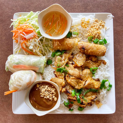 Phở Phượng Hồng Vietnamese Restaurant - Hospitality and gastronomy