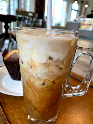 Halo Espresso Bar - Hospitality and gastronomy