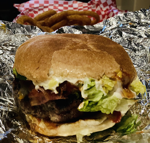 Uncle Archie's Grill Inc - Hospitality and gastronomy