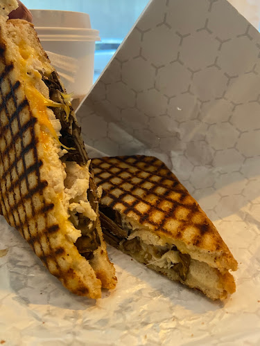 Comentarii opinii despre MCC