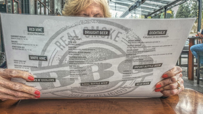 Smoke and Bones BBQ - North Vancouver