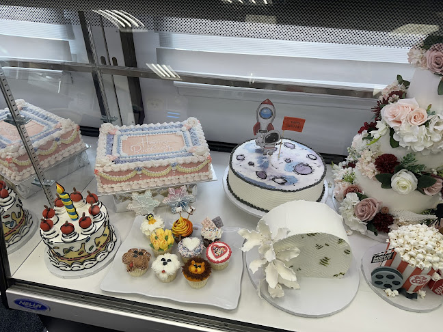 Cakes by Robert - Thornhill