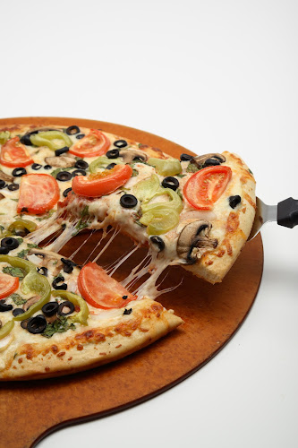 Second Slice Pizza - Hospitality and gastronomy