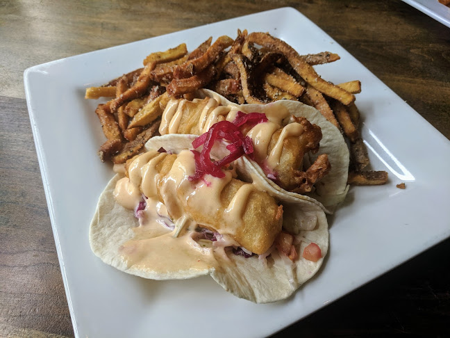 Opinii despre Cask & Kettle Irish Gastropub în Saint John - Hospitality and gastronomy