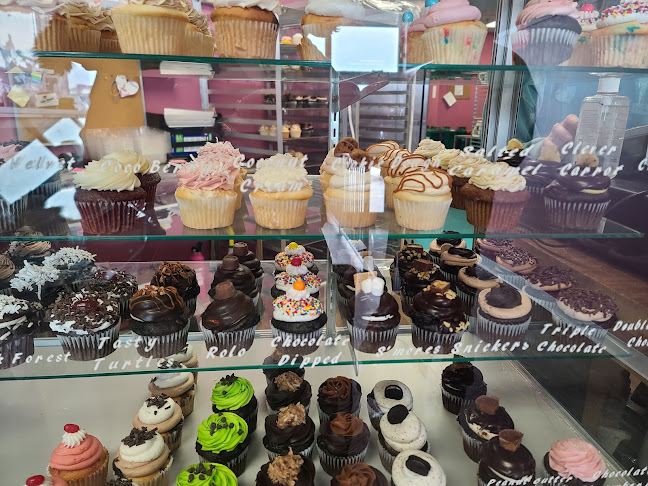 Opinii despre Sugar Mama's Bake Shoppe Inc. în Belleville - Hospitality and gastronomy