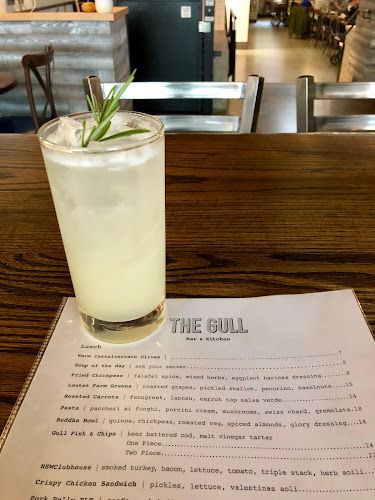 The Gull Bar and Kitchen - North Vancouver