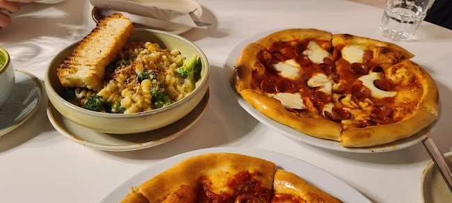 222 7 St SW, Calgary, AB T2P 0E4