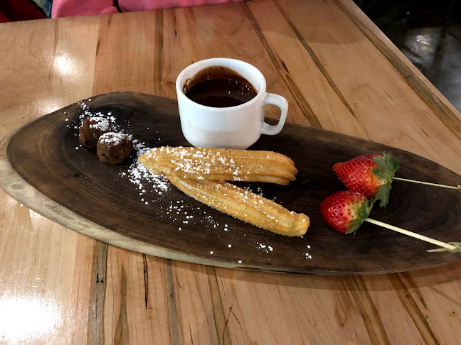 230 Commerce Valley Dr E #2, Thornhill, ON L3T 7Y3