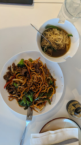 Opinii despre Lotus Cafe & Restaurant în Fredericton - Hospitality and gastronomy