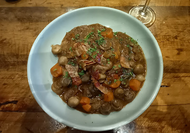 3 Lonsdale Ave, North Vancouver, BC V7M 2E4