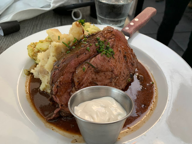 Washington Avenue Grill - Hospitality and gastronomy