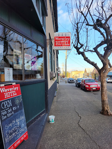 2692 Dunsmuir Ave, Cumberland, BC V0R 1S0