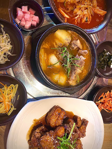 Lee House Korean Restaurant - Hospitality and gastronomy