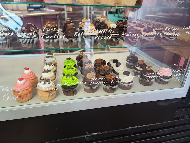 Comentarii opinii despre Sugar Mama's Bake Shoppe Inc.