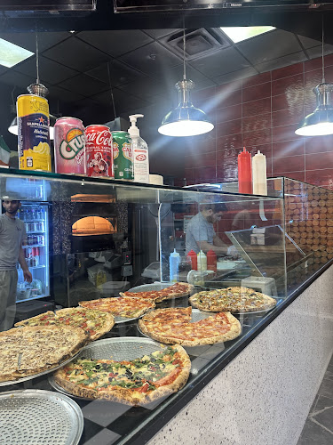 La Pache Pizza Commercial Drive