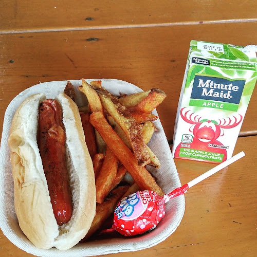 MJ's Own Munchies - Hospitality and gastronomy