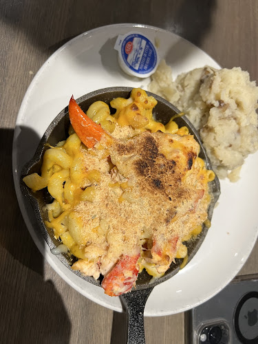 Comentarii opinii despre The Local Pub and Oyster Bar