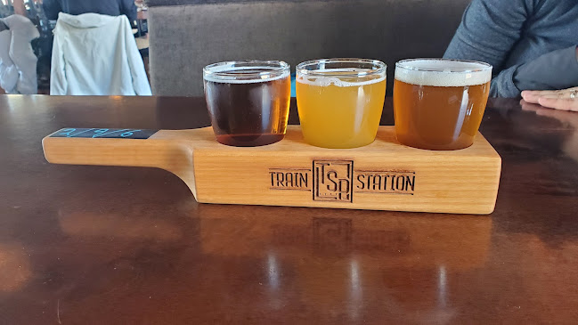 Opinii despre Train Station Pub în Kelowna - Hospitality and gastronomy