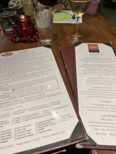 Pacifico Pizzeria & Ristorante - Hospitality and gastronomy