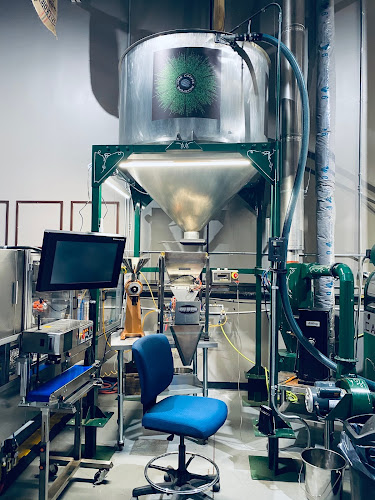 11769 40 St SE Bay #121, Calgary, AB T2Z 4M8