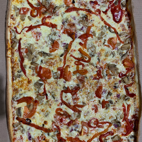 103 Pine St S, Thorold, ON L2V 3M2