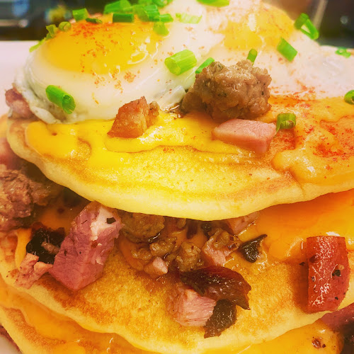 The Breakfast Pig - Sault Ste. Marie